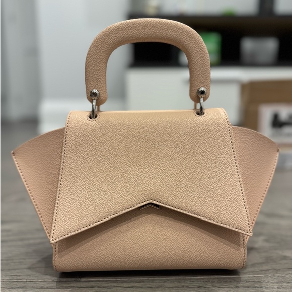Charles & Keith Handbag - Picture 1 of 7